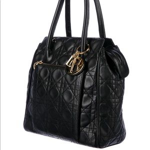 Christian Dior leather Cannage Handlebag